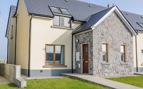 C64 Cahermore Holiday Village